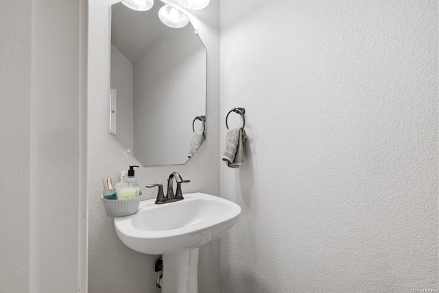 39 Bighorn Canyon, San Antonio, TX 78258