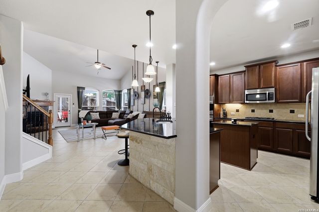 39 Bighorn Canyon, San Antonio, TX 78258