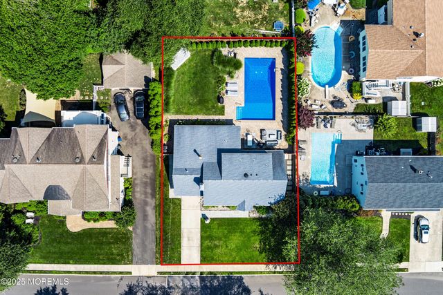 1204 Holly Place, Spring Lake Heights, NJ 07762