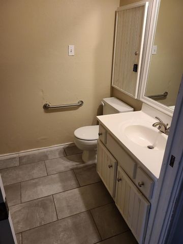 2000 Millay DR, Austin, TX 78752