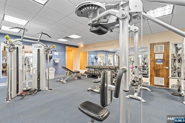 100 Shearwater 31, Jersey City, NJ 07305