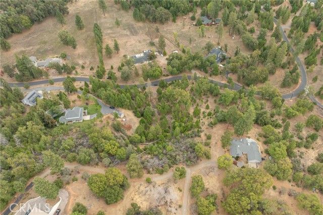 26 Timberview, North Fork, CA 93643