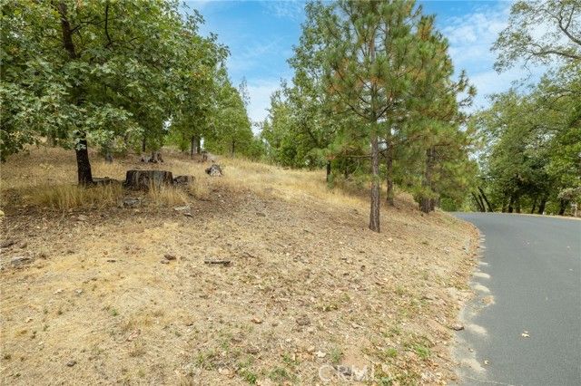26 Timberview, North Fork, CA 93643