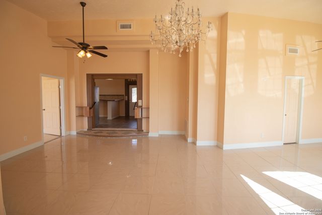 272 CR 341, La Vernia, TX 78121