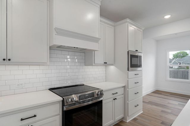 3045 E Heritage Street, Republic, MO 65738