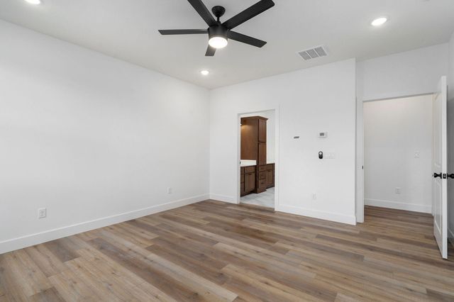 3045 E Heritage Street, Republic, MO 65738