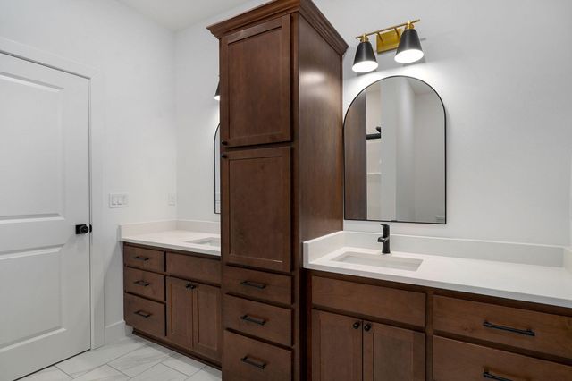 3045 E Heritage Street, Republic, MO 65738