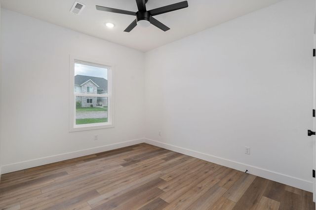 3045 E Heritage Street, Republic, MO 65738