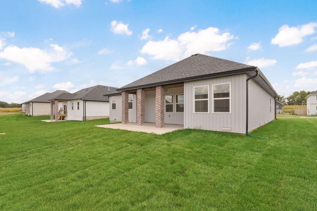 3045 E Heritage Street, Republic, MO 65738