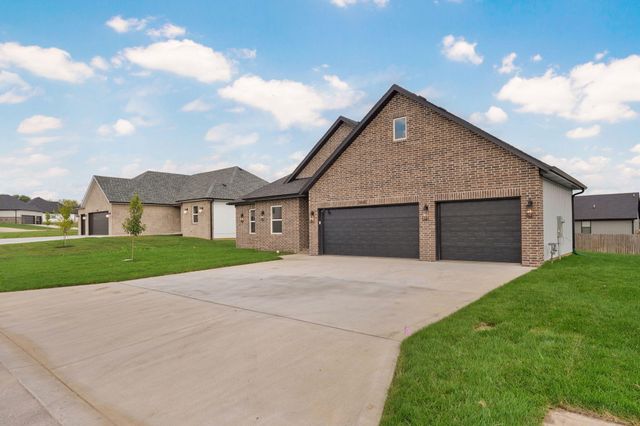 3045 E Heritage Street, Republic, MO 65738
