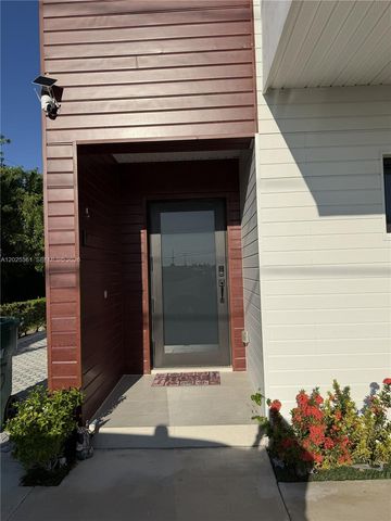 954 NW 8th St 5, Florida City, FL 33034