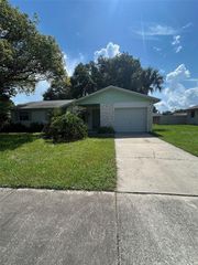 305 HELENA COURT, Sanford, FL 32773
