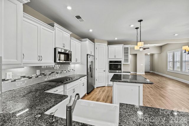 7362 Overjoyed Crossing, Charlotte, NC 28215