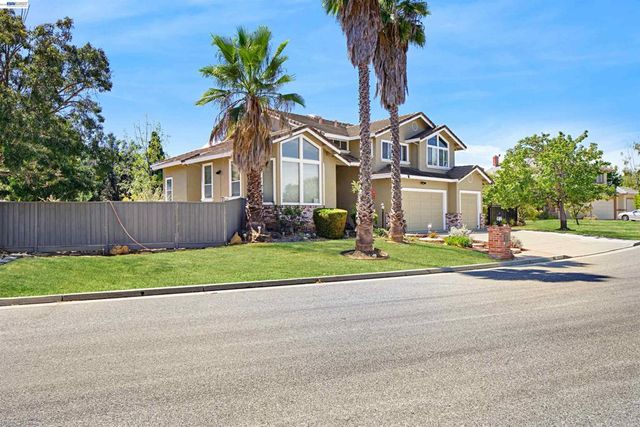 6299 Scenic Meadow Ln, San Jose, CA 95135
