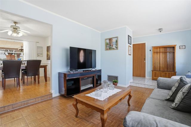 7002 CRESTLAKE DRIVE, Orlando, FL 32819