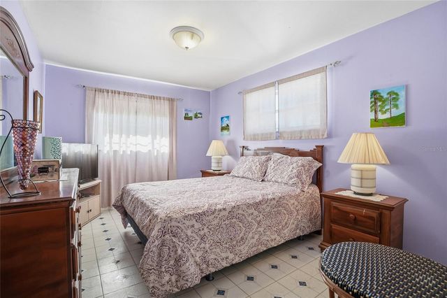 7002 CRESTLAKE DRIVE, Orlando, FL 32819