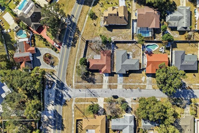 7002 CRESTLAKE DRIVE, Orlando, FL 32819