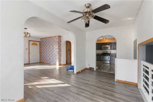 833 Triplett Boulevard, Akron, OH 44306