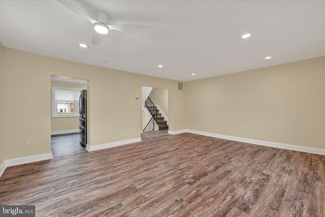 10 SHARROW CT, Baltimore, MD 21244