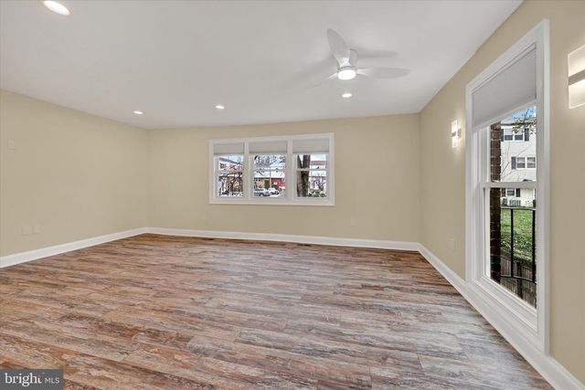 10 SHARROW CT, Baltimore, MD 21244