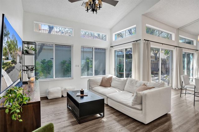 10108 NW 4th Street, Plantation, FL 33324