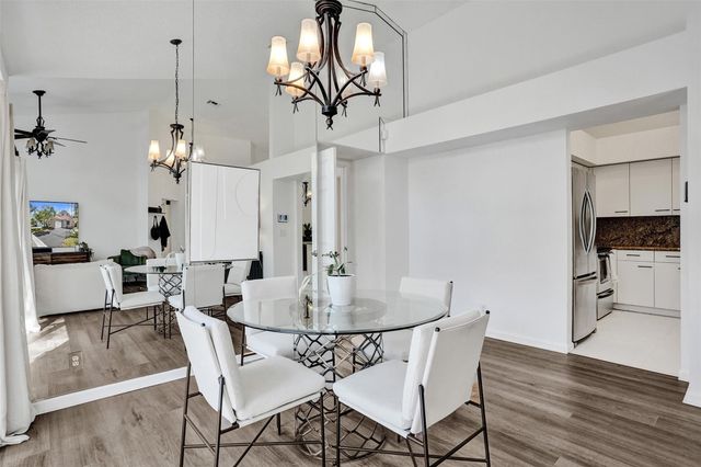 10108 NW 4th Street, Plantation, FL 33324