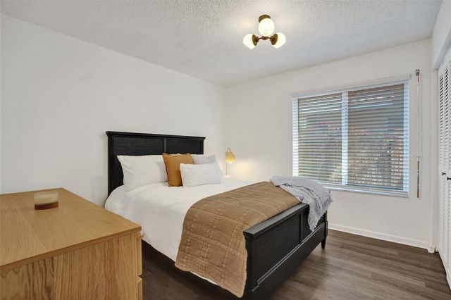 10108 NW 4th Street, Plantation, FL 33324