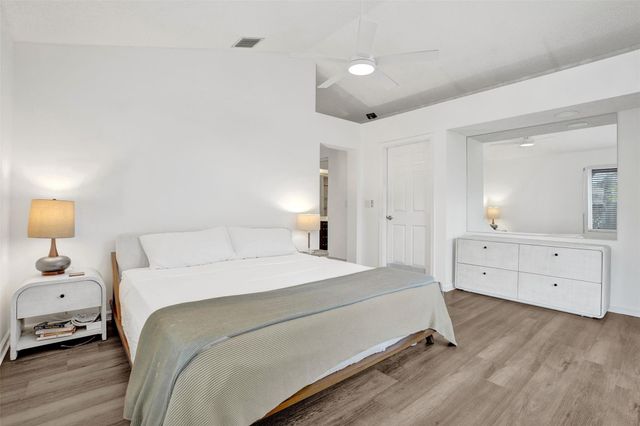 10108 NW 4th Street, Plantation, FL 33324