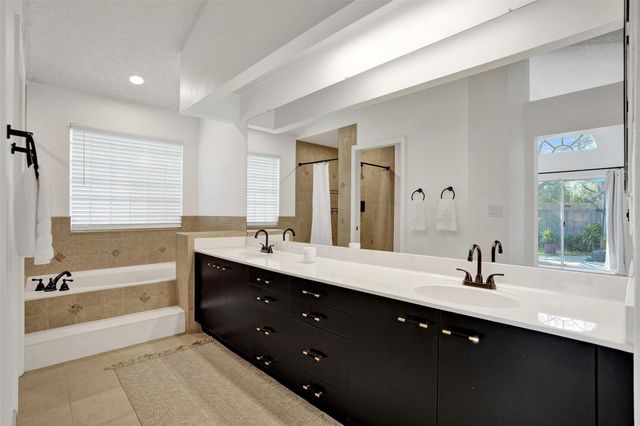 10108 NW 4th Street, Plantation, FL 33324