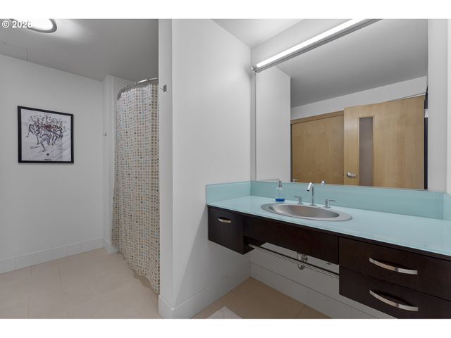 1410 Nw KEARNEY St 617, Portland, OR 97209