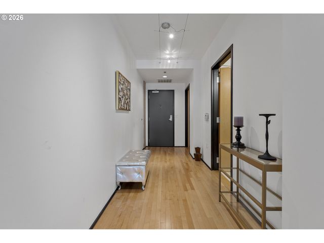 1410 Nw KEARNEY St 617, Portland, OR 97209