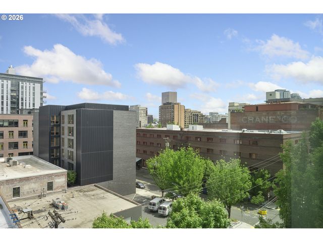 1410 Nw KEARNEY St 617, Portland, OR 97209