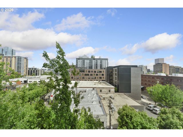 1410 Nw KEARNEY St 617, Portland, OR 97209