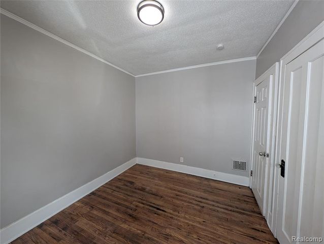 369 Newport Street, Detroit, MI 48215