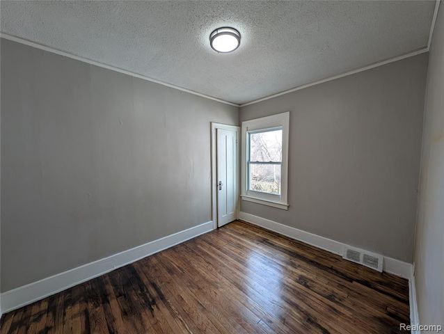 369 Newport Street, Detroit, MI 48215