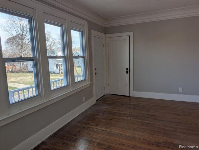 369 Newport Street, Detroit, MI 48215