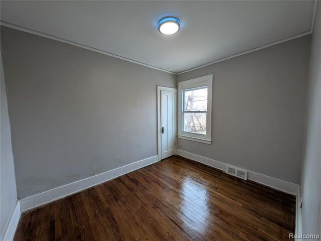 369 Newport Street, Detroit, MI 48215