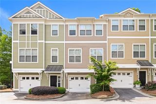 1915 Sterling Oaks Circle NE, Atlanta, GA 30319