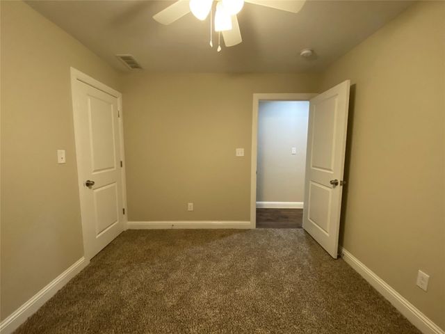 804 N Broughton Street 804, Sherman, TX 75090