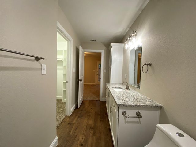 804 N Broughton Street 804, Sherman, TX 75090