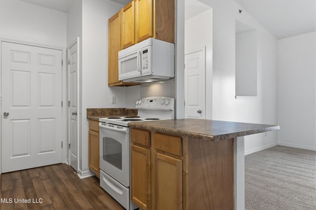 310 Holcomb Boulevard, 305, Ocean Springs, MS 39564