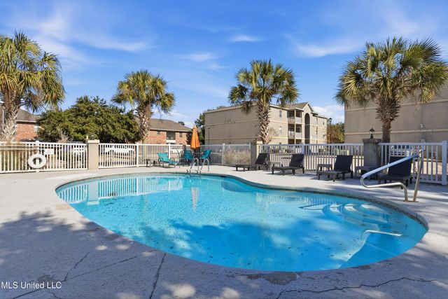 310 Holcomb Boulevard, 305, Ocean Springs, MS 39564