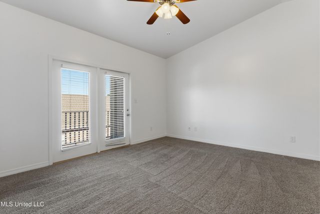 310 Holcomb Boulevard, 305, Ocean Springs, MS 39564