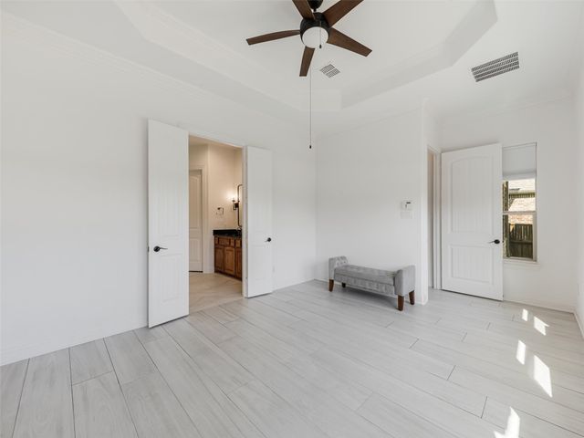 2512 Sir Alexander Lane, Lewisville, TX 75056