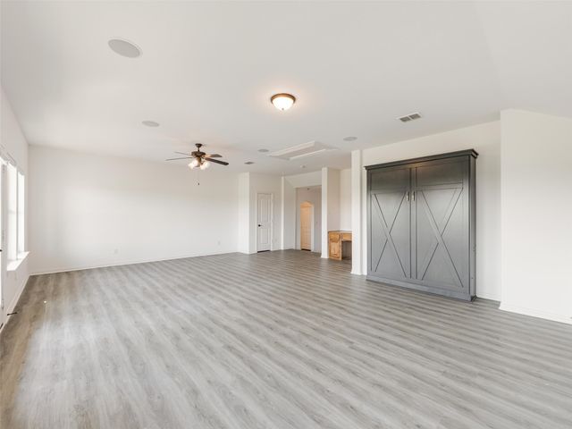 2512 Sir Alexander Lane, Lewisville, TX 75056