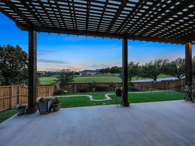 2512 Sir Alexander Lane, Lewisville, TX 75056