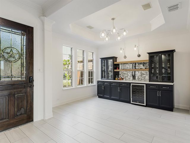2512 Sir Alexander Lane, Lewisville, TX 75056