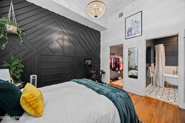 2525 COLLEGE Street 1113, Jacksonville, FL 32204