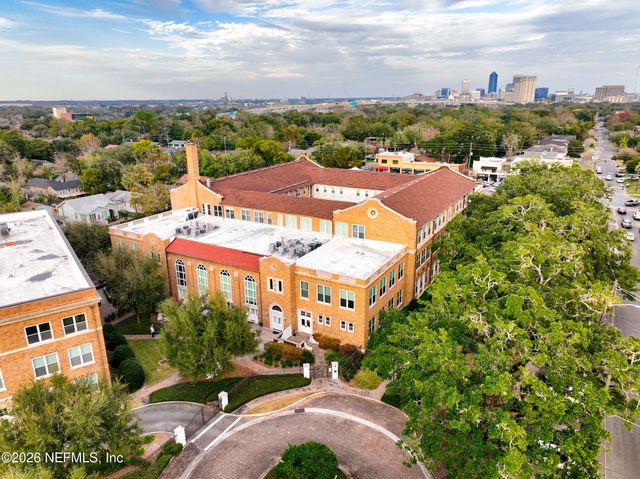 2525 COLLEGE Street 1113, Jacksonville, FL 32204