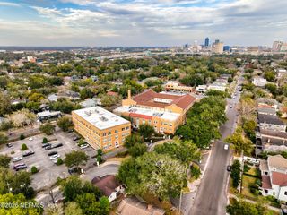 2525 COLLEGE Street 1113, Jacksonville, FL 32204